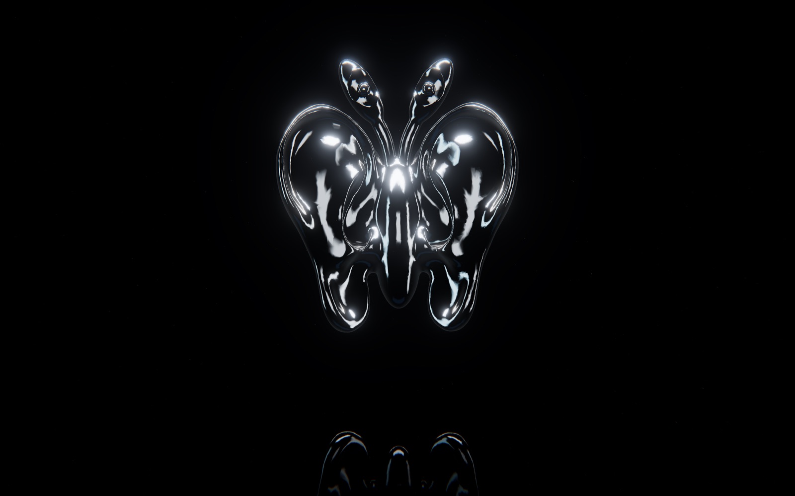 Papillon chrome d'Arian Yassin, ailes ouvertes, sur fond noir.